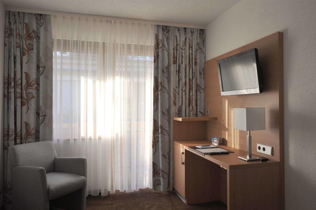 Hotel-Pension-Jasmin Rheinfelden  Kamer foto