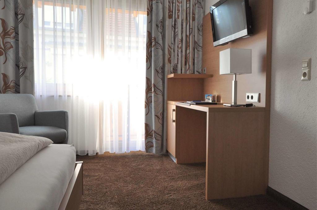 Hotel-Pension-Jasmin Rheinfelden  Buitenkant foto