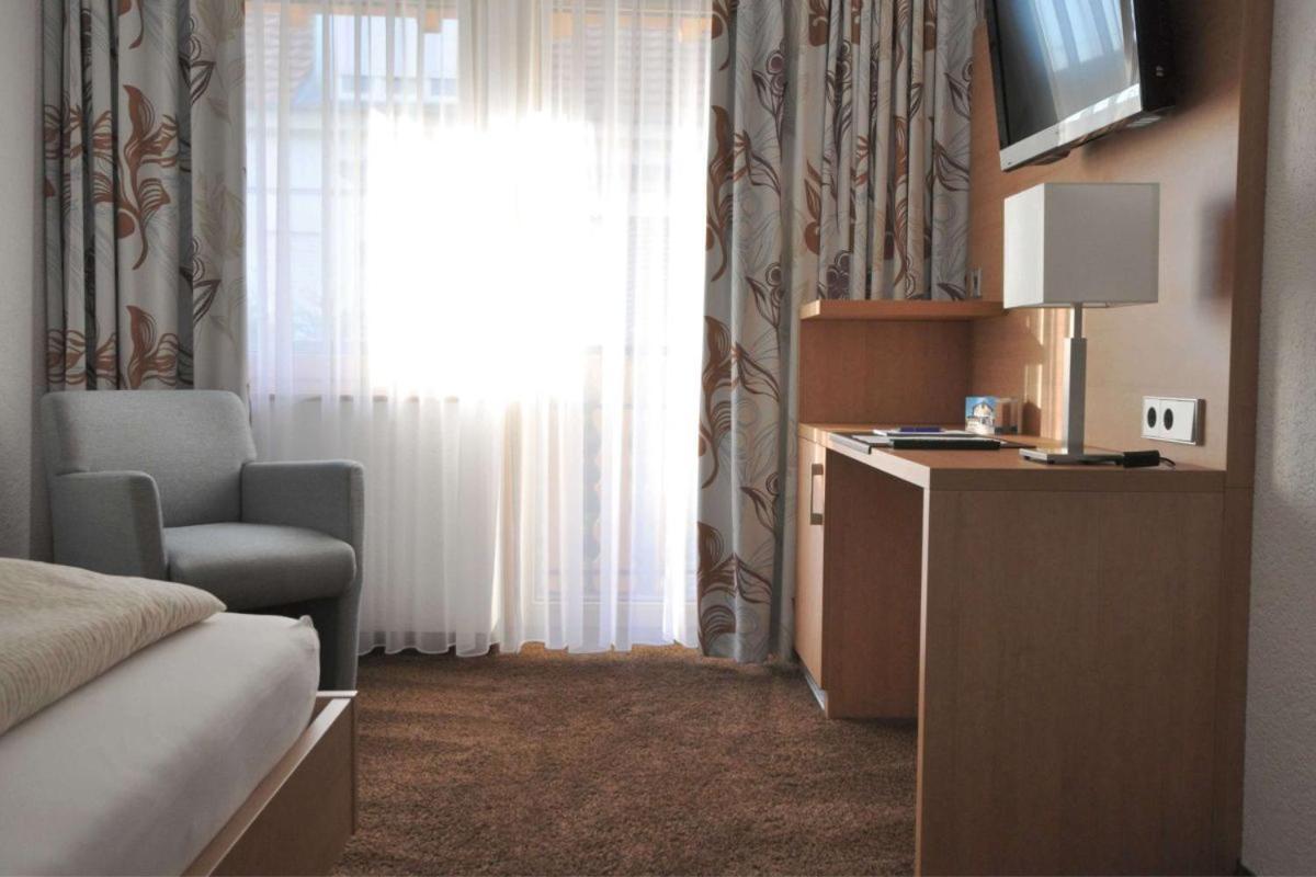 Hotel-Pension-Jasmin Rheinfelden  Buitenkant foto